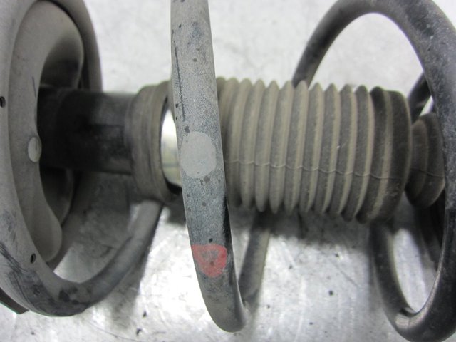 MITSUBISHI 4060A510 Amortiguador delantero izquierdo  en stock Terrassa