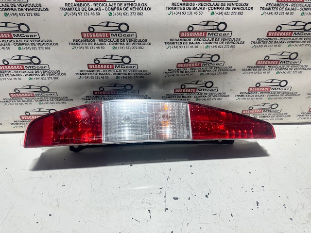 40615751 FIAT Piloto trasero izquierdo  en stock Córdoba