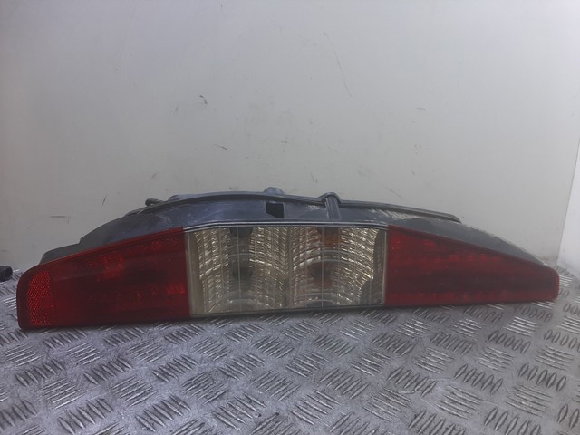 40615751 FIAT Piloto trasero izquierdo  en stock Huelva