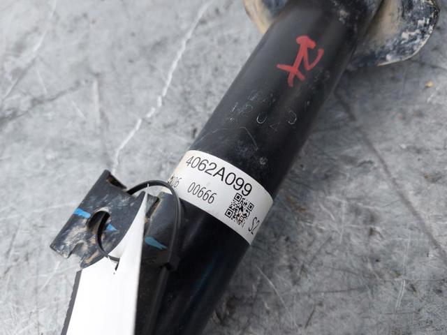 MITSUBISHI 4062A099 Amortiguador  en stock Terrassa