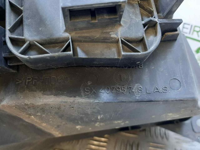 40795748 FIAT Faro izquierdo  comprar en Lleida
