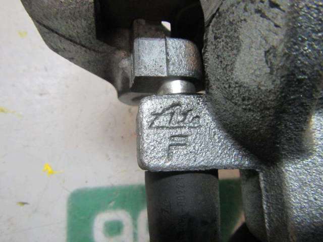 Pinza de freno, Eje delantero derecha 410010121R RENAULT