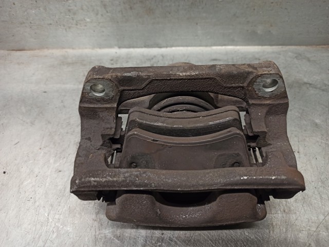 410010823R Pinza de freno delantera derecha  disponible Utrera