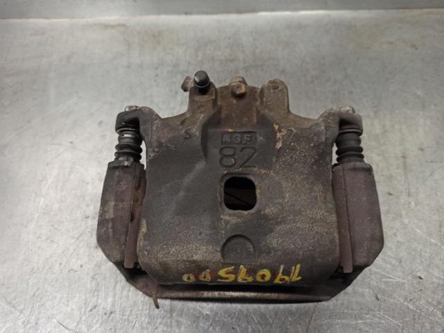 NISSAN 410013DN0A Pinza de freno delantera derecha  en stock Terrassa