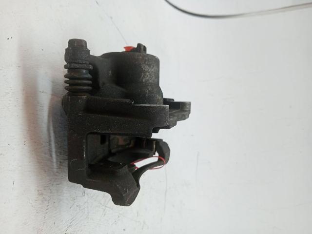 NISSAN 41001JD00A Pinza de freno delantera derecha  disponible España