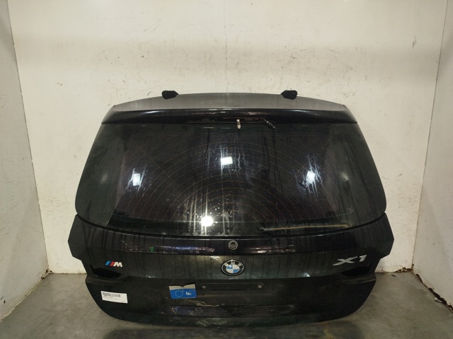 Precio del repuesto Puerta de maletero X1  SUV