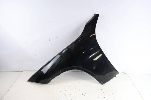 Aleta delantera izquierda X1  SUV (2009-2015) original desde 100,28 €