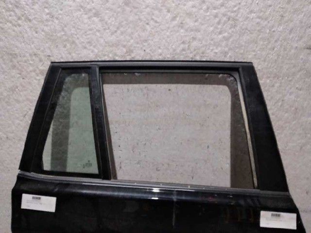 BMW 41003449338 Puerta trasera derecha  en stock Valencia