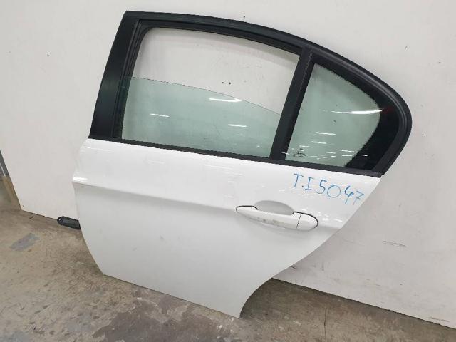 BMW 41007203647 Puerta trasera izquierda  comprar en Ponferrada