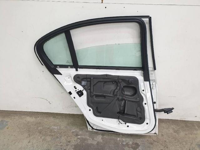 BMW 41007203647 Puerta trasera izquierda  disponible Valladolid