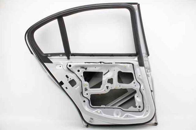 BMW 41007203647 Puerta trasera izquierda  disponible Valladolid