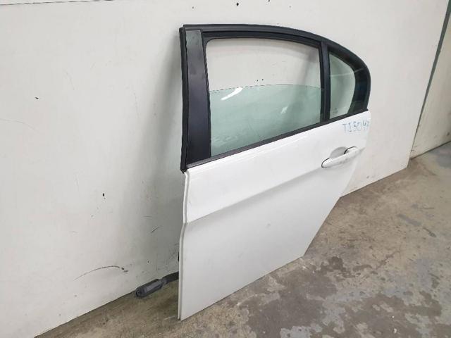 41007203647 BMW Puerta trasera izquierda  comprar en Oviedo