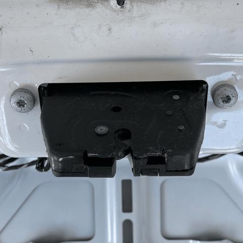 BMW 41007288757 Tapa del maletero  disponible España