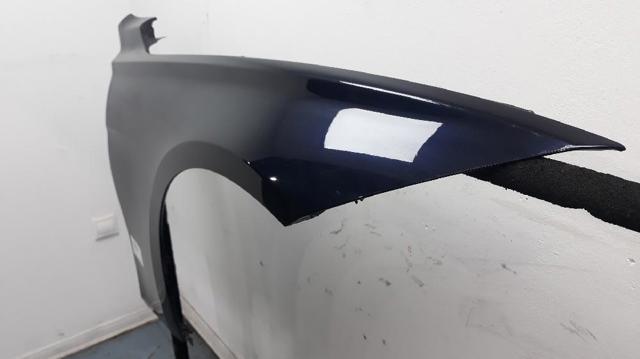 BMW 41009621598 Aleta delantera derecha  disponible Valladolid