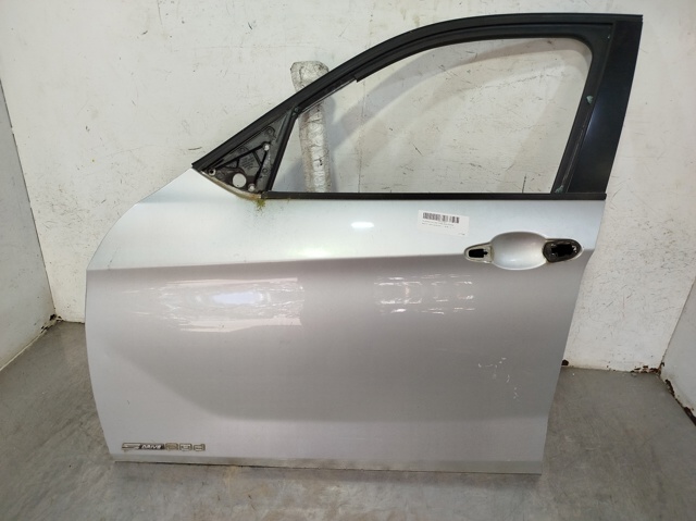 Precio del repuesto Puerta del conductor X1  SUV