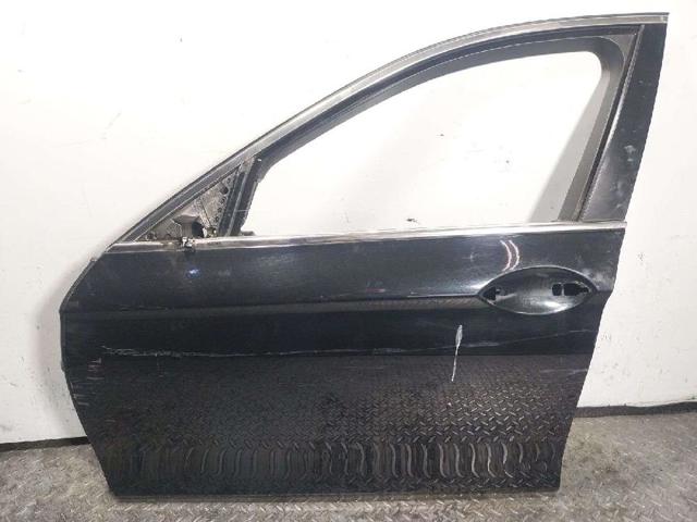 Comprar Puerta delantera izquierda BMW 5  F10 a bajo precio