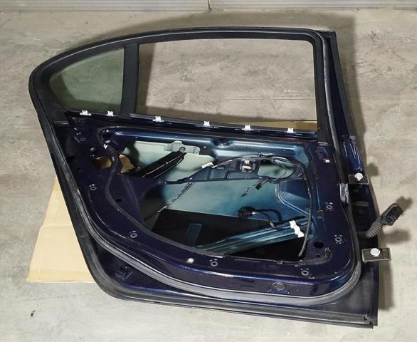 41009631831 BMW Puerta trasera izquierda  disponible Vigo