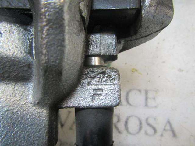 Pinza de freno, Eje delantero izquierda 410116639R RENAULT