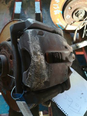 NISSAN 41011AX60A Pinza de freno delantera izquierda  disponible España