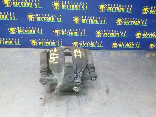 41011AX60A Pinza de freno delantera izquierda  disponible Málaga