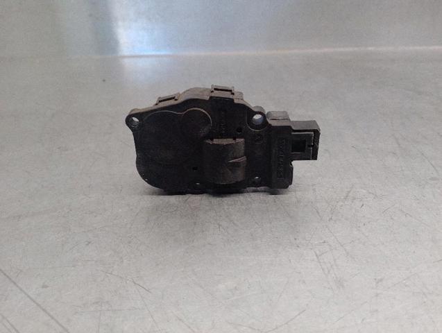 Actuador de сompuerta de сalefacción BMW 7  (F01, F02, F03, F04)