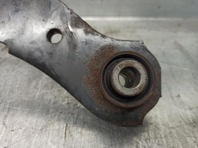 4110A085 MITSUBISHI Brazo superior de suspensión trasera izquierdo/derecho comprar Madrid