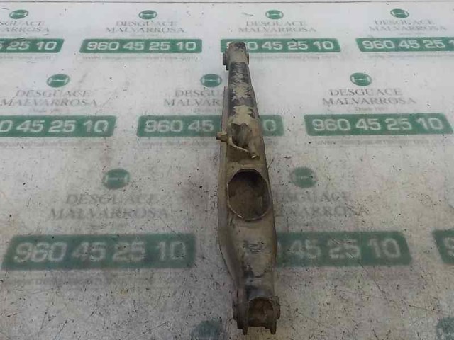 4113A011 Brazo inferior trasero izquierdo/derecho  en stock Sabadell