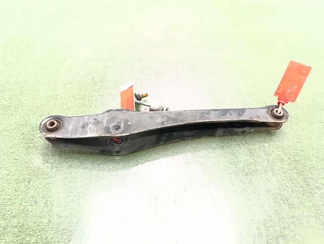 4113A011 MITSUBISHI Brazo inferior trasero izquierdo/derecho comprar Bilbao
