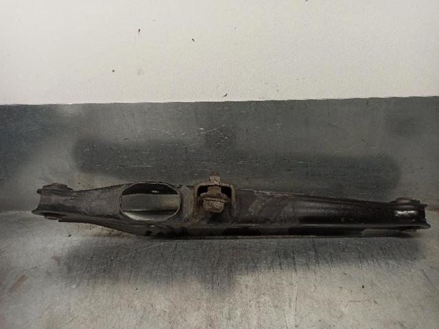 4113A125 MITSUBISHI Brazo transversal de suspensión trasera  en stock Huelva