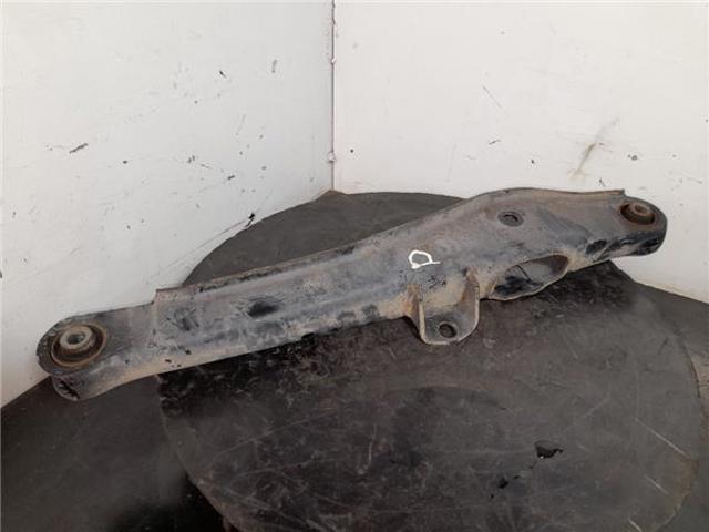 4113A125 MITSUBISHI Brazo transversal de suspensión trasera  en stock Córdoba