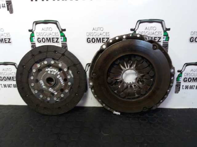 HYUNDAI 4120024720 Kit de embrague  comprar en Murcia