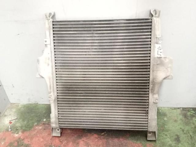 Enfriador de aire de admisión para Iveco Stralis ()