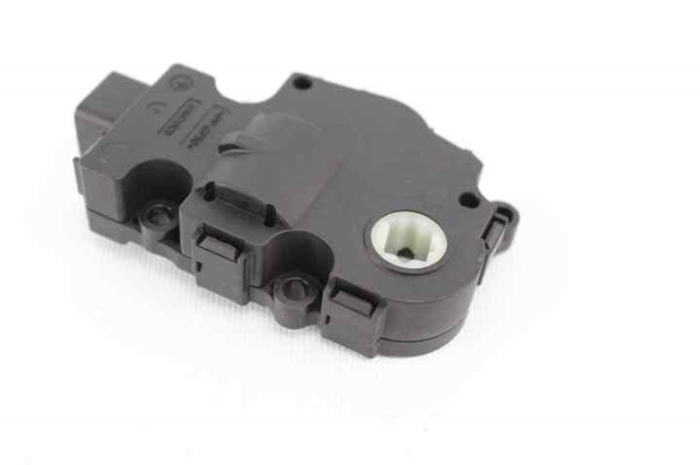 412650750 BMW