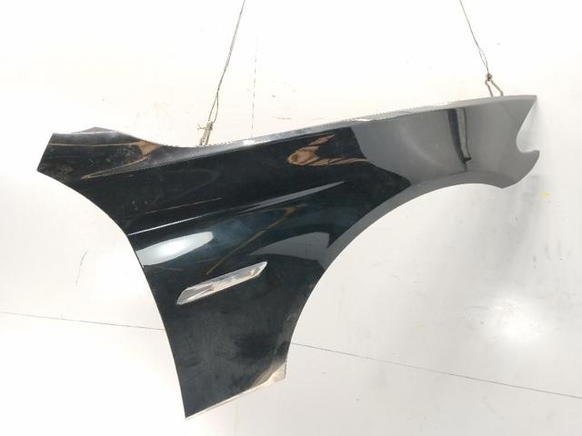 Guardabarros delanteros derecho 41355A03262 BMW