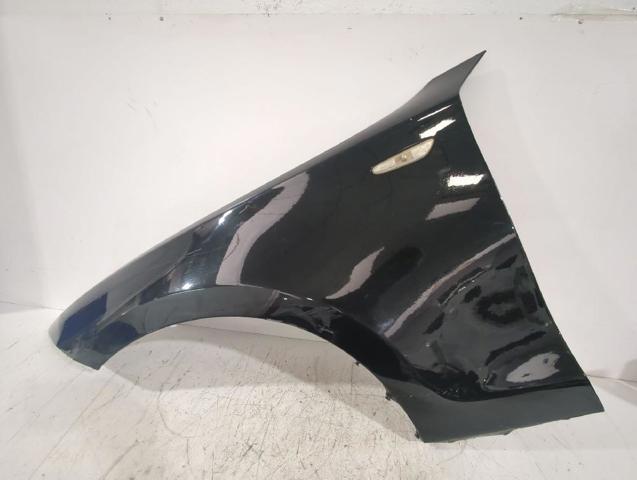 Aleta delantera izquierda para BMW 1  (E81)
