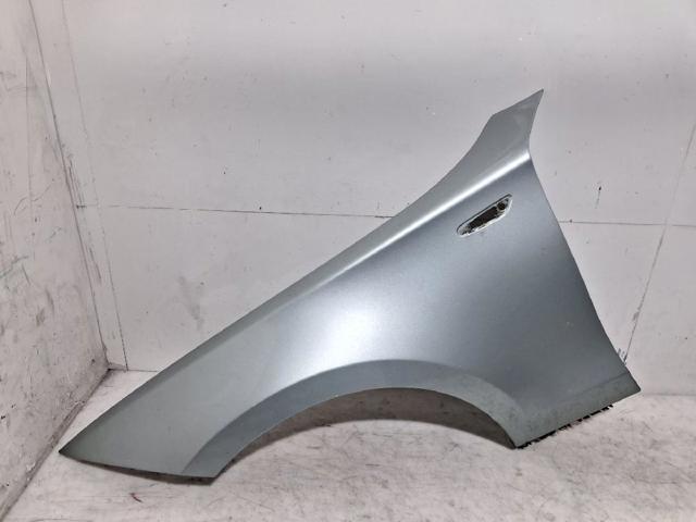 Comprar Aleta delantera izquierda BMW 1  E81 a bajo precio