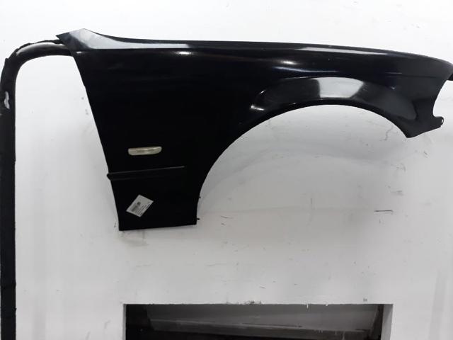 BMW 41358240406 Aleta delantera derecha  comprar en Albacete