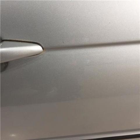 BMW 41517034152 Puerta delantera derecha  en stock Terrassa