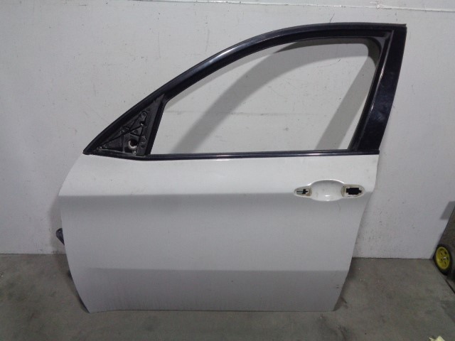 Precio del repuesto Puerta del conductor X6  SUV
