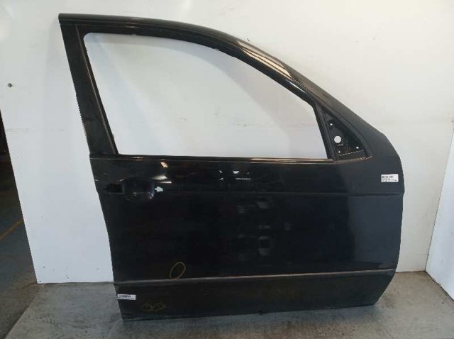 BMW 41518256824 Puerta delantera derecha  disponible Lugo