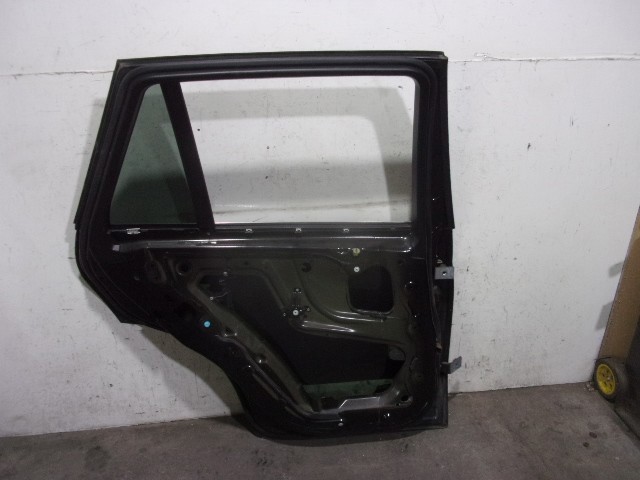 BMW 41527261481 Puerta trasera izquierda  en stock Salamanca