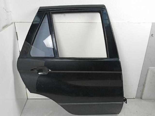 41528256828 BMW Puerta trasera derecha  en stock Córdoba