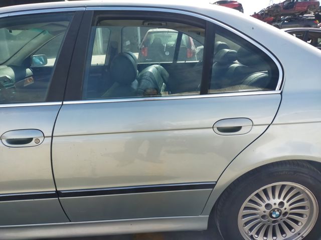 41528266721 BMW Puerta trasera izquierda  comprar en Jaén