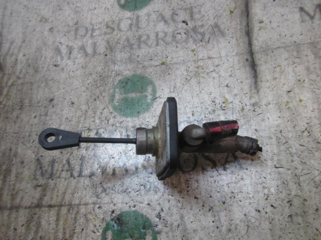 HYUNDAI 416052H000 Cilindro maestro de embrague  en stock Valencia