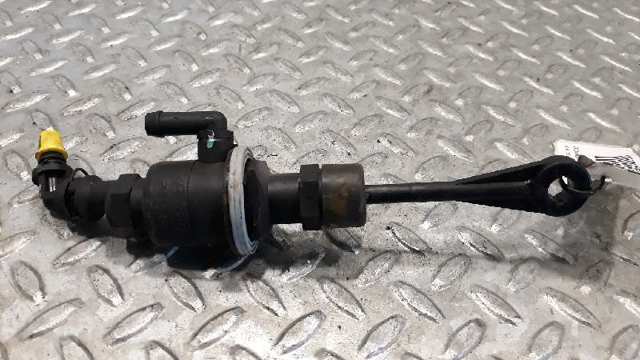 Cilindro maestro de embrague 416053Z100 Hyundai/Kia