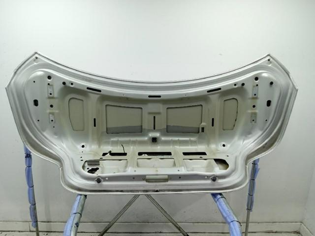 41627122441 Tapa del maletero  disponible Utrera