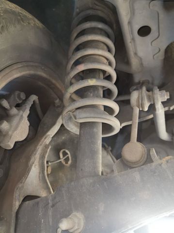 4162A192 MITSUBISHI Amortiguador trasero  en stock Huelva