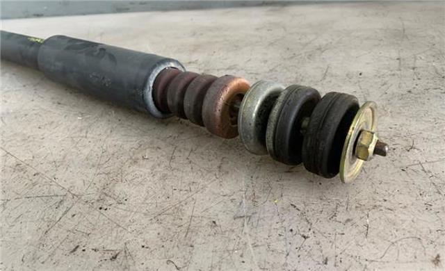 4180062J01 SUZUKI Amortiguador trasero  disponible Alicante