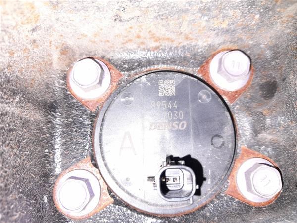 TOYOTA 4230442020 Mangueta trasera derecha  en stock Terrassa