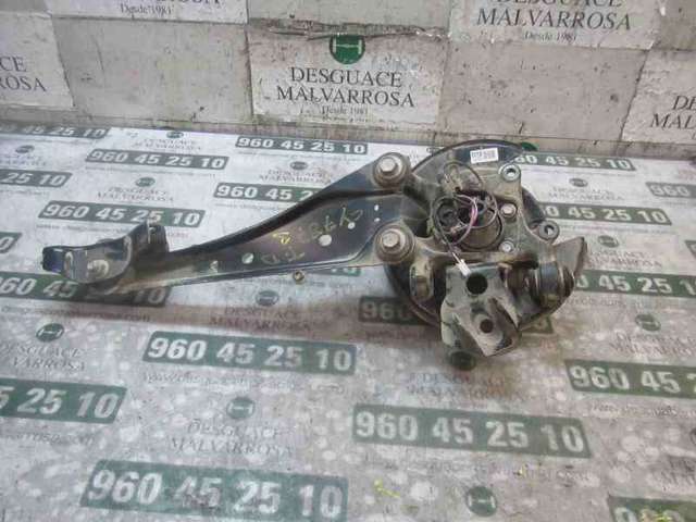 4230442020 TOYOTA Mangueta trasera derecha  disponible Alicante